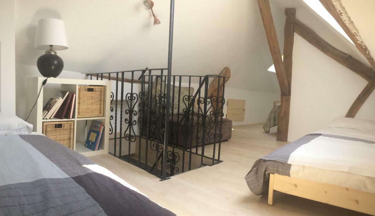 Au Coeur De Nuits Bed & Breakfast Bagian luar foto
